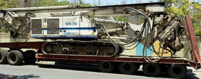 حمل دستگاه حفاری سویلمک SR70 توسط کمرشکن ویژه پل دار